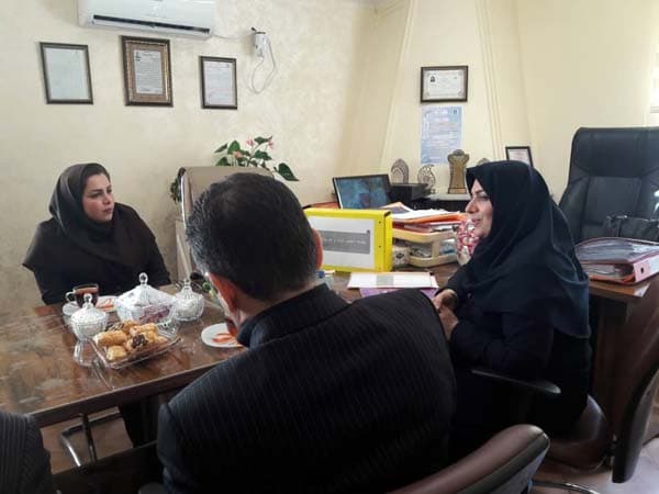جلسه انجمن اولیا و مربیان دبیرستان مهراندیش
