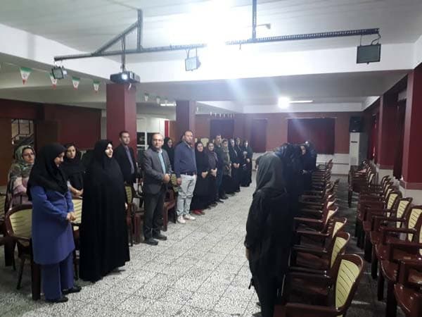 جلسه آموزش خانواده