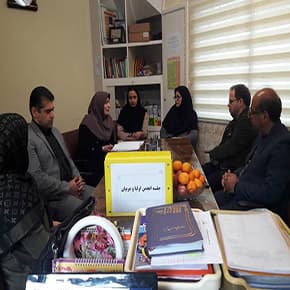 جلسه انجمن اولیا و مربیان آذرماه